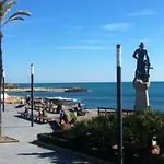Homely Paseo Del Mar Apartament