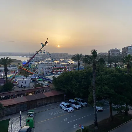 Апартаменти Homely Paseo Del Mar *