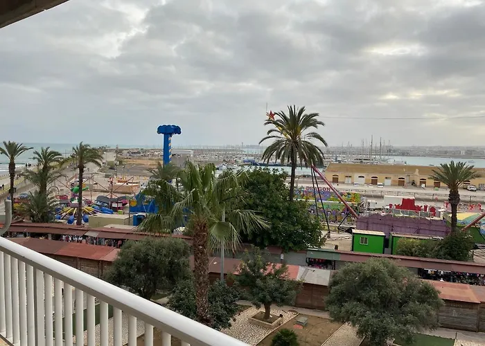 Apartment Homely Paseo Del Mar